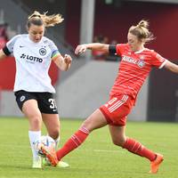 Carolin Simon kann nicht an den kommenden Länderspielen der deutschen Fußballerinnen teilnehmen. Die Bayern-Spielerin fehlt damit in den Spielen gegen die Niederlande und Brasilien.
