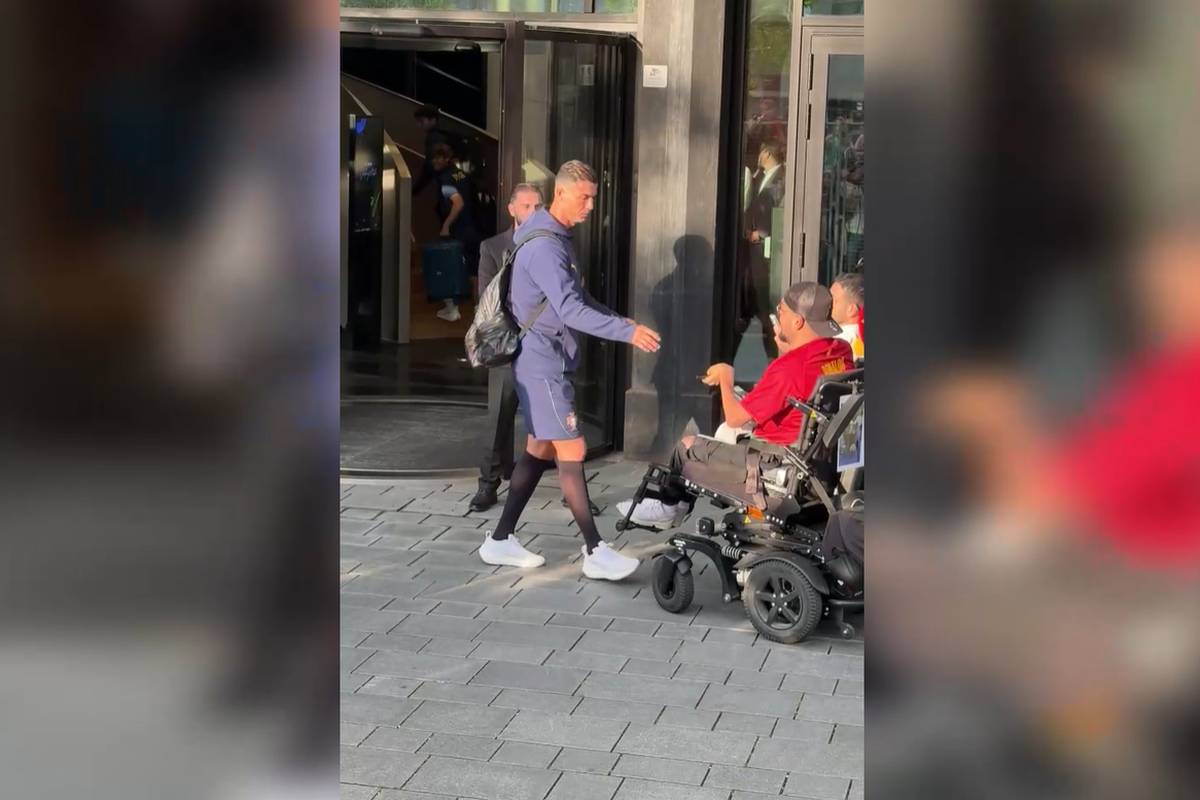 Große Geste von CR7 bei Ankunft in München