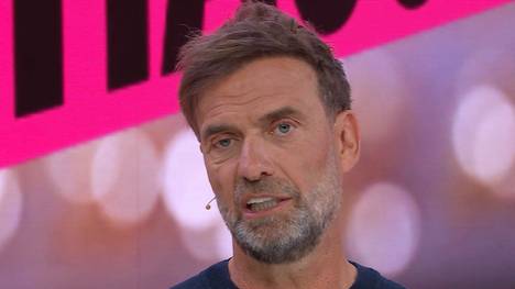 Jürgen Klopp spricht auf einer Pressekonferenz von MAGENTA TV über seinen Job als TV-Experte bei der WM und seine Laufbahn als Trainer.