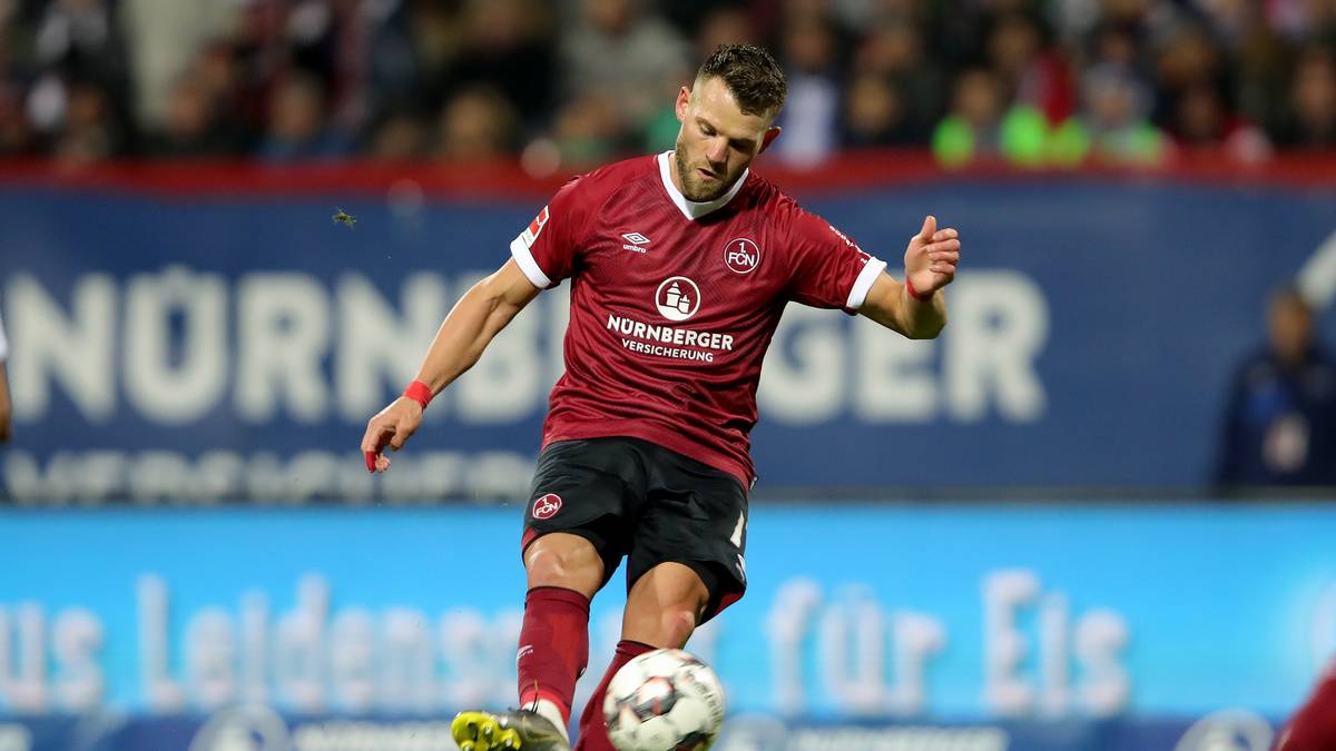 EDUARD LÖWEN: Beim Turnier in Italien kam der zentrale Mittelfeldspieler bislang noch nicht zum Einsatz. Beim 1. FC Nürnberg hat der 22-Jährige allerdings bereits sein Talent unter Beweis gestellt