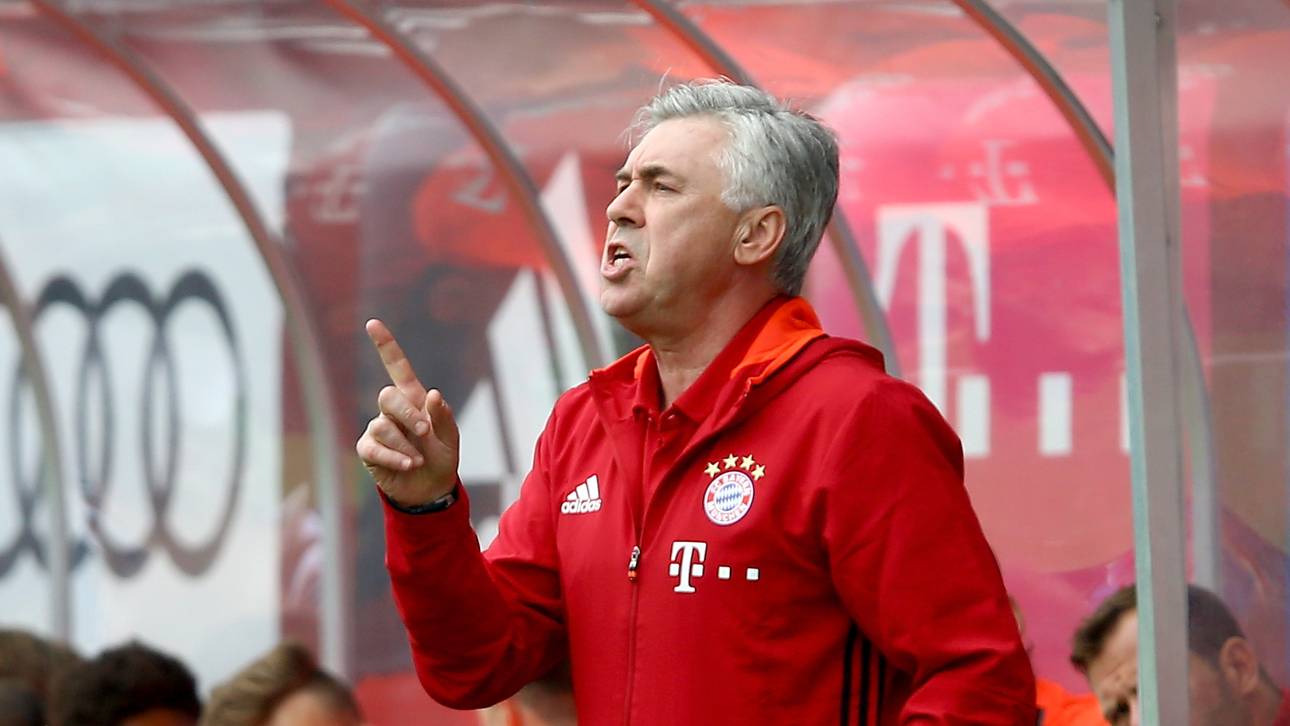 Bayern quält sich bei Ancelottis Debüt