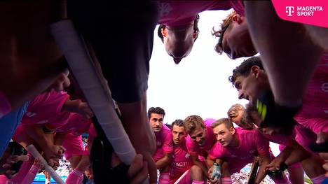 Thies Prinz hat vor dem Auftaktspiel der deutschen Hockey-Nationalmannschaft gegen Frankreich eine emotionale Ansprache gehalten.