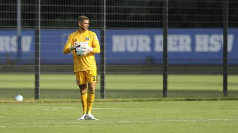 Julian Pollersbeck wechselt vom HSV zu Olympique Lyon