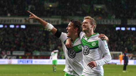 Max Kruse und Andre Schürrle vom VfL Wolfsburg
