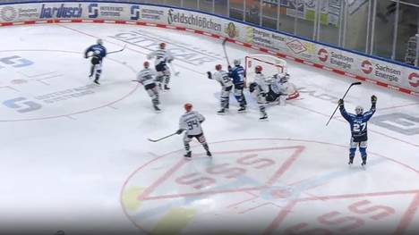 Die Dresdner Eislöwen haben den zweiten Heimsieg in Folge verpasst. Gegen die Schwenninger Wild Wings hielten die Sachsen die Partie bis in die Schlusssekunden eng, hatten aber kein Glück vor dem Tor.