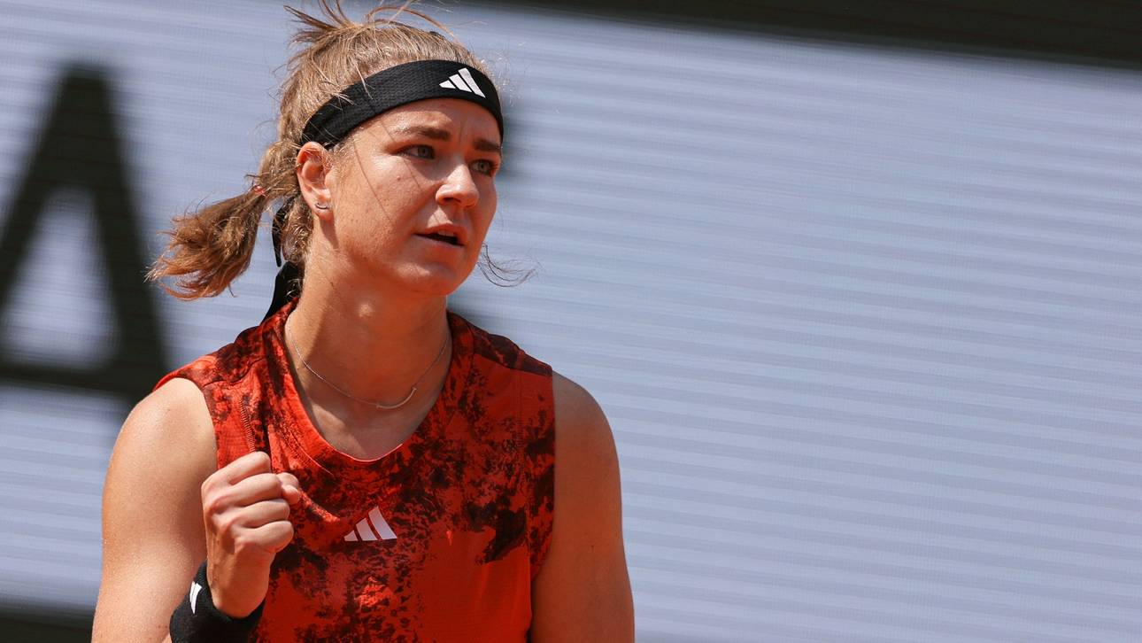 Erste Halbfinalistin fix