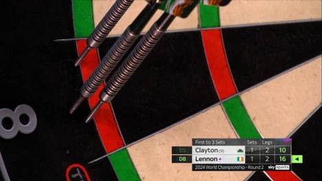 Steve Lennon scheitert in der zweiten Runde der Darts-Weltmeisterschaft an den Doppelfeldern und verliert 1:3 gegen Jonny Clayton.