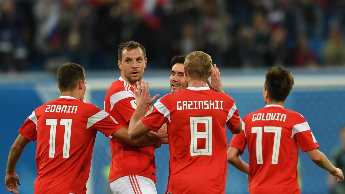 RUSSLAND - Den Schwung aus der Heim-WM konnten die Russen nicht wirklich mit in die Nations League nehmen. Am Ende stand nur Rang 2 hinter den Schweden. Bei der letzten EM scheiterten die Russen in der Vorrunde