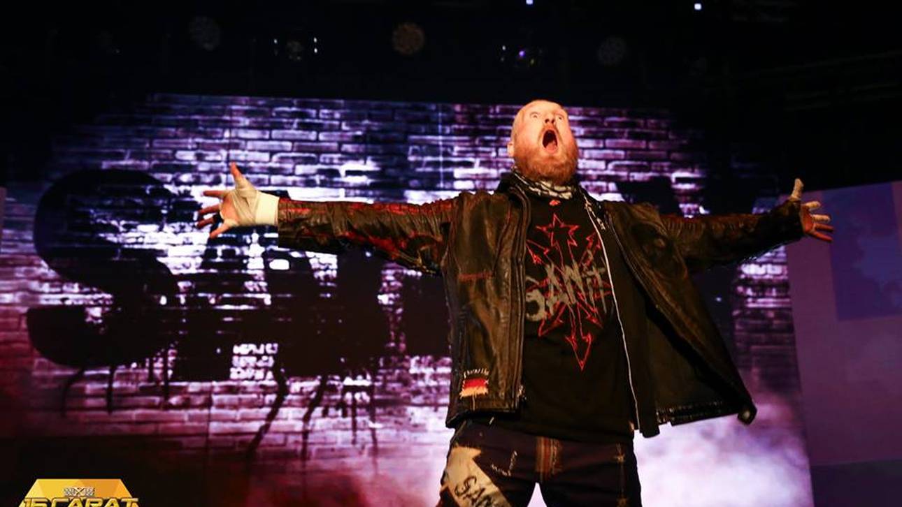 WWE-Wrestler überrascht bei wXw