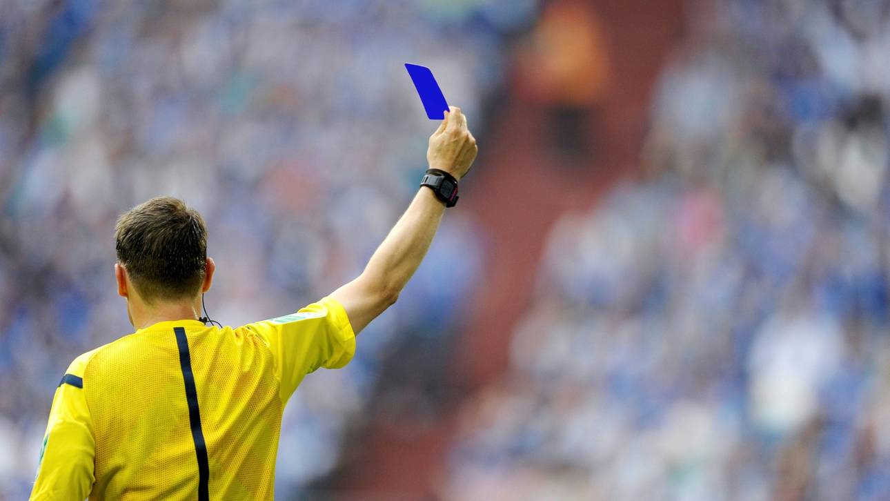 Fußball-Revolution vom Tisch!