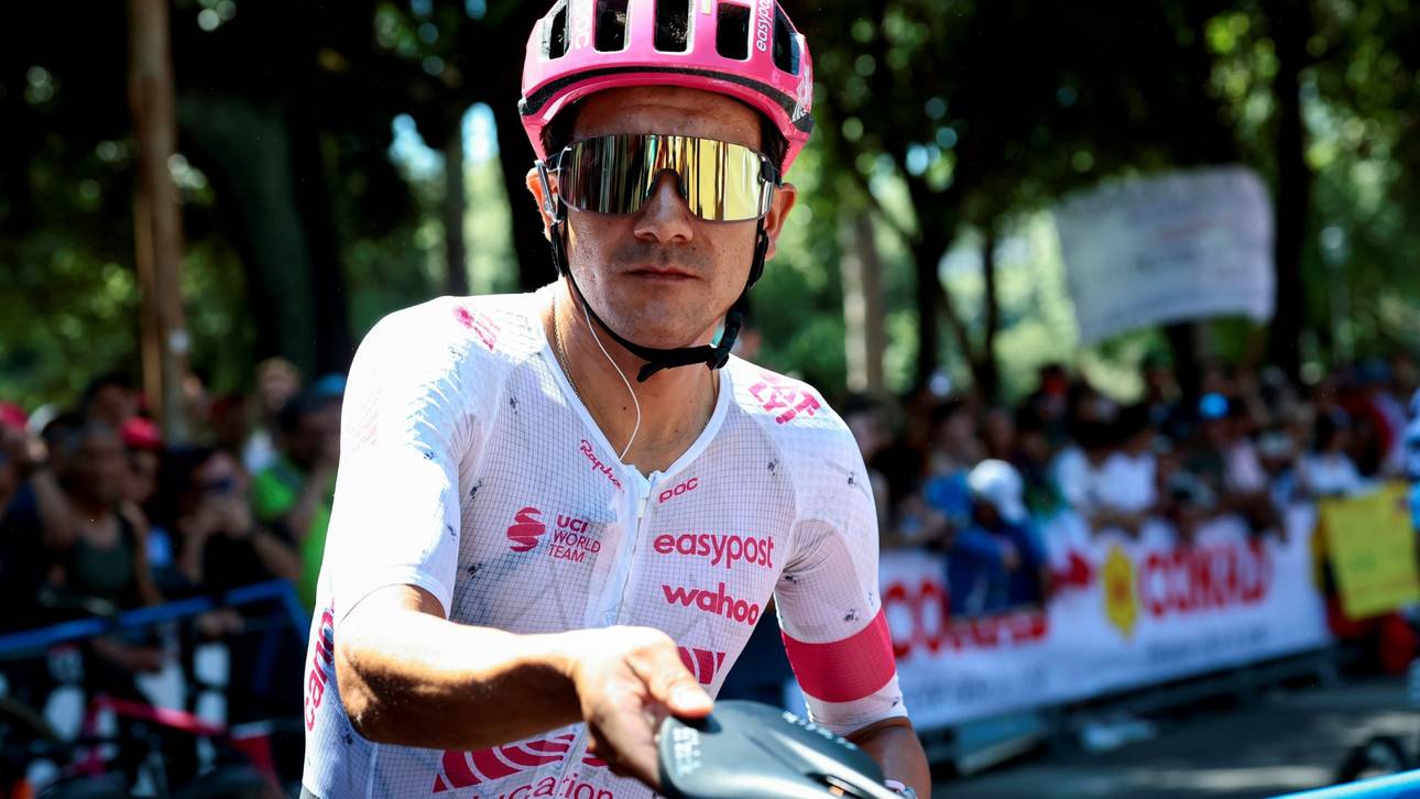 Tour-Aus! Star „am Boden zerstört“