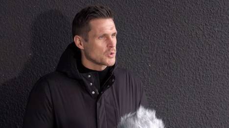 Auch die Bundesliga bleibt nicht von der Omikron-Variante verschont. Der BVB-Verantwortliche Sebastian Kehl erklärt, wieso ausgerechnet sein Klub trotz der hohen Zahlen eine gute Figur macht.