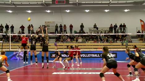 Die Roten Raben Vilsbiburg kommen immer besser in Schwung. Vor dem Spiel gegen den Dresdner SC zeigen sie ihre überragende Athletik. 