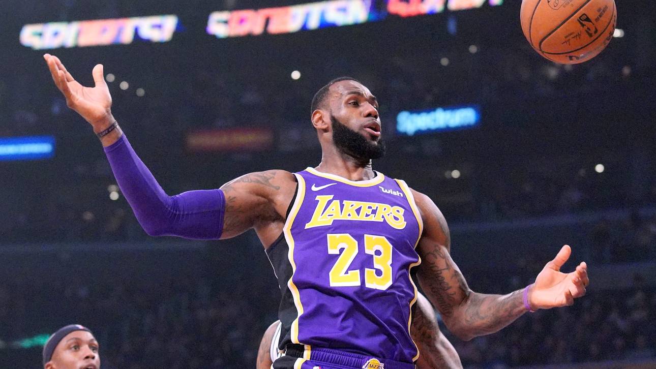 LeBron zaubert bei Lakers-Sieg
