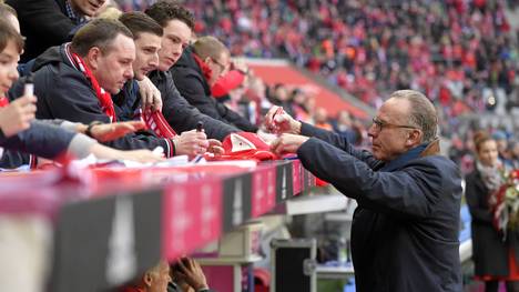 Karl-Heinz Rummenigge erläutert Bayerns Planspiele