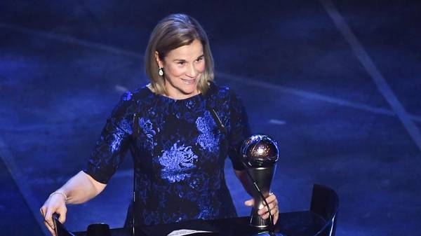 USA head coach Jill Ellis speaks after winning the trophy for the Best FIFA Women's Coach of 2019 Award during The Best FIFA Football Awards ceremony, on September 23, 2019 in Milan. (Photo by Marco Bertorello / AFP)        (Photo credit should read MARCO BERTORELLO/AFP/Getty Images)