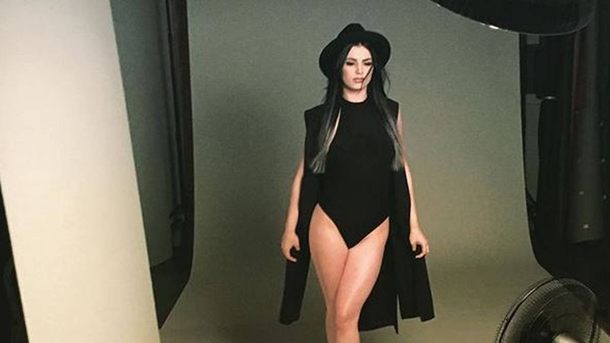 ... außerhalb setzte WWE sie mit stylischen Auftritten in Szene