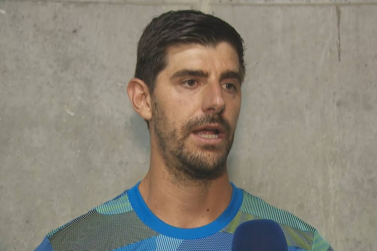 Thibaut Courtois fühlt sich unter Trainer Xabi Alonso wohl. Der Torhüter von Real Madrid erklärt nach dem 3:0-Auswärtssieg gegen Oviedo seine neue, offensivere Rolle.