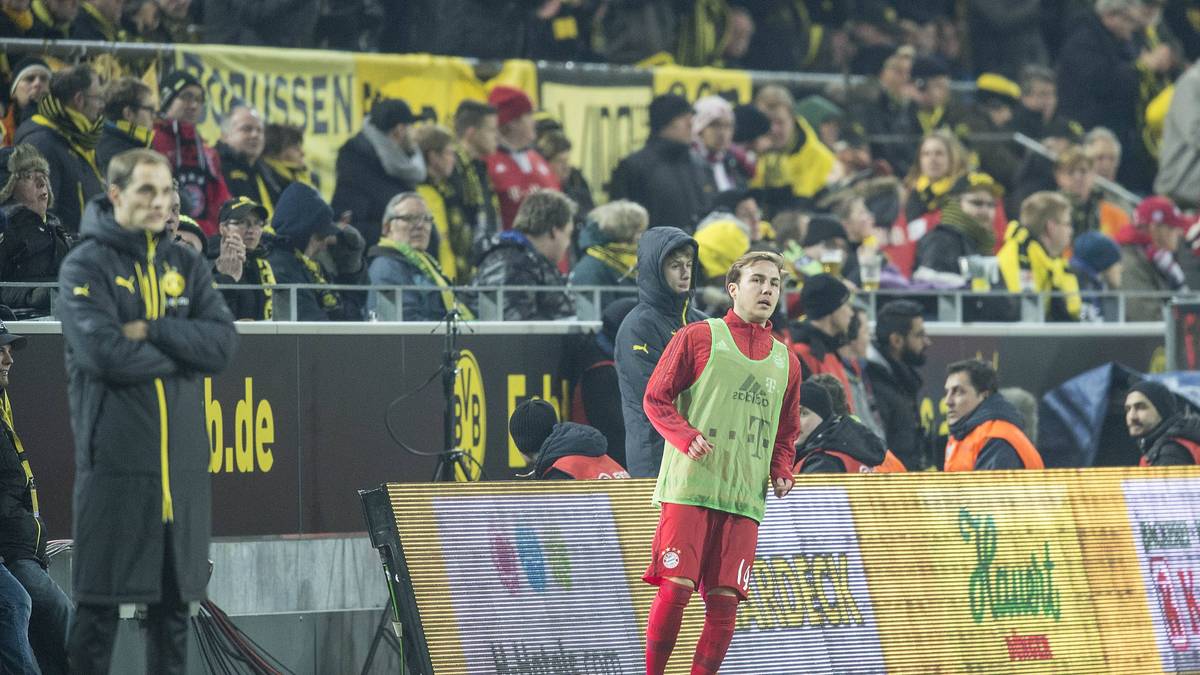 Coach Thomas Tuchel hat ähnliche Ideen wie Pep Guardiola und ist angeblich auch kein Götze-Euphoriker. Die Offensiv-Konkurrenz mit Marco Reus, Henrikh Mkhitaryan, Pierre-Emerick Aubameyang und nun auch noch Top-Neuzugang Ousmane Dembele ist auch nicht ohne. Götzes Rückkehr wäre ein Risikotransfer für beide Seiten