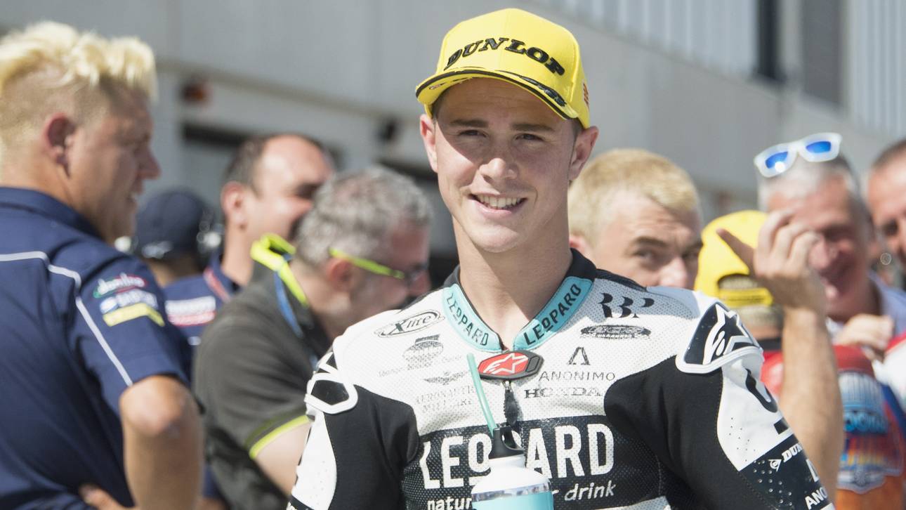 Leopard Racing bindet Kent