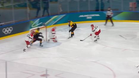 Perfekter Olympia-Start für das DEB-Team! Angeführt von Kapitän Leon Draisaitl feiert Deutschland einen wichtigen Auftaktsieg im olympischen Eishockey-Turnier. Die NHL-Stars um Philipp Grubauer, Tim Stützle und Co. liefern direkt ab und setzen ein starkes Zeichen.