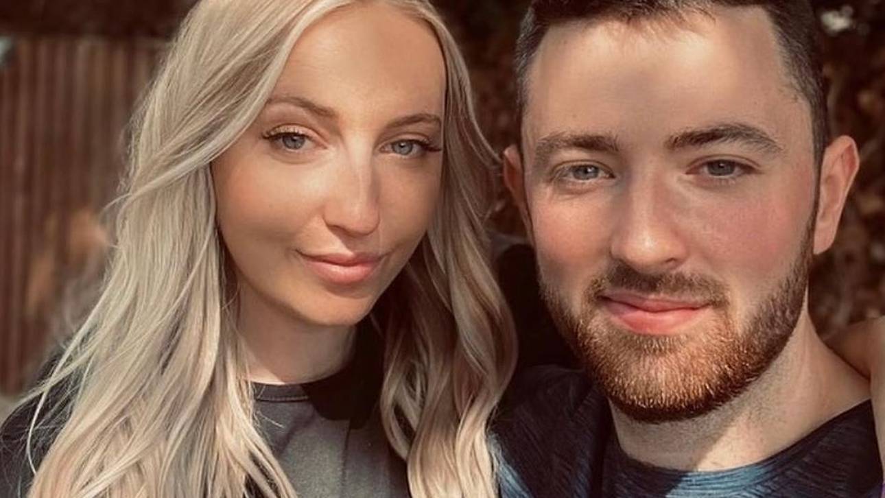 Darts-Weltmeister dankt Freundin