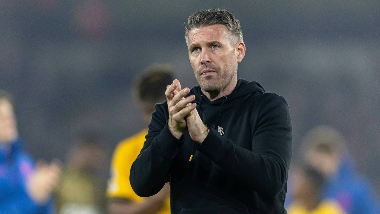 Nottingham holt Ex-1860-Coach