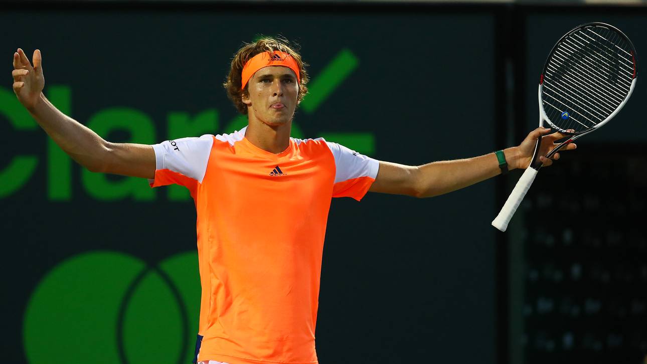 Zverev mit Krimi-Sieg gegen Isner