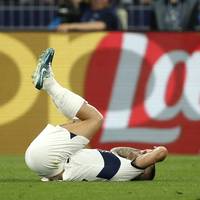 Ex-Bayern-Star Lucas Hernández verletzt sich während des Halbfinal-Hinspiels in der Champions League von Paris Saint-Germain beim BVB. Nun steht die genau Diagnose fest. 