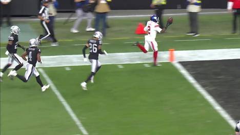 Deonte Banks gelingt im Spiel seiner New York Giants bei den Las Vegas Raiders bei einem Kick Return sein erster NFL-Touchdown - und das direkt über nahezu das gesamte Feld.