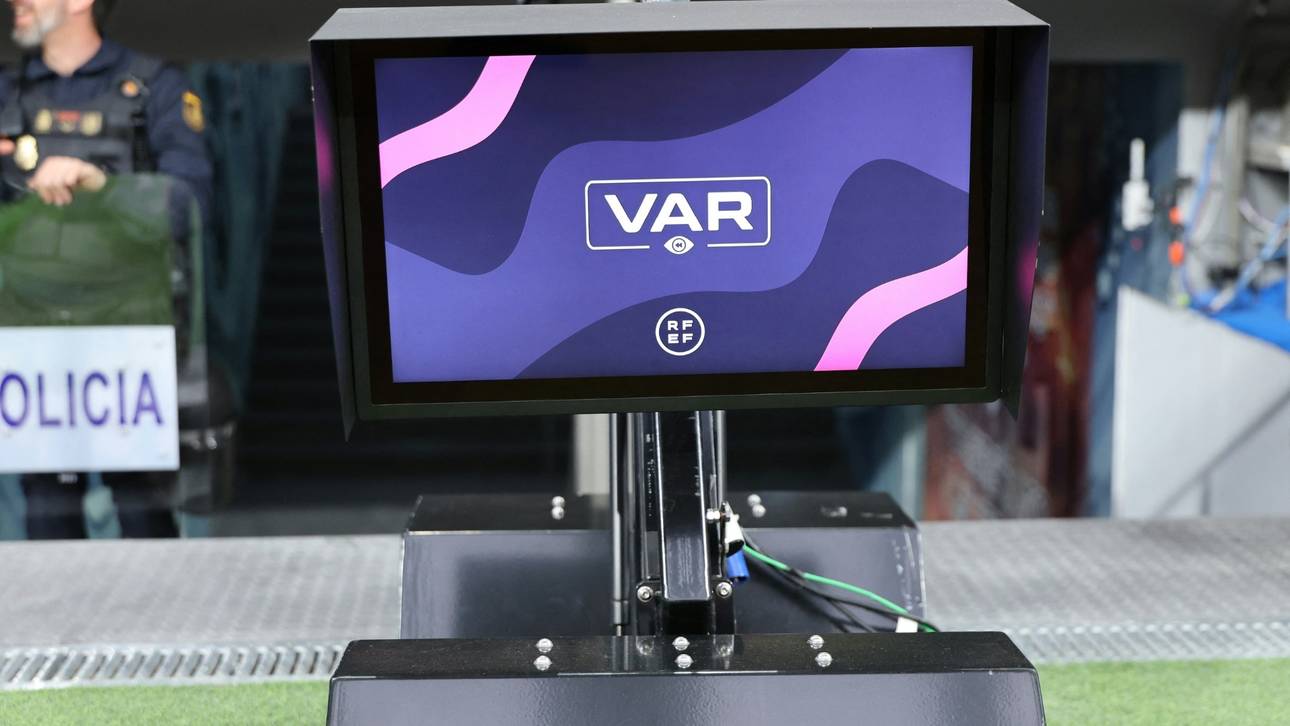 Druck von Fans: VAR-Pläne beerdigt