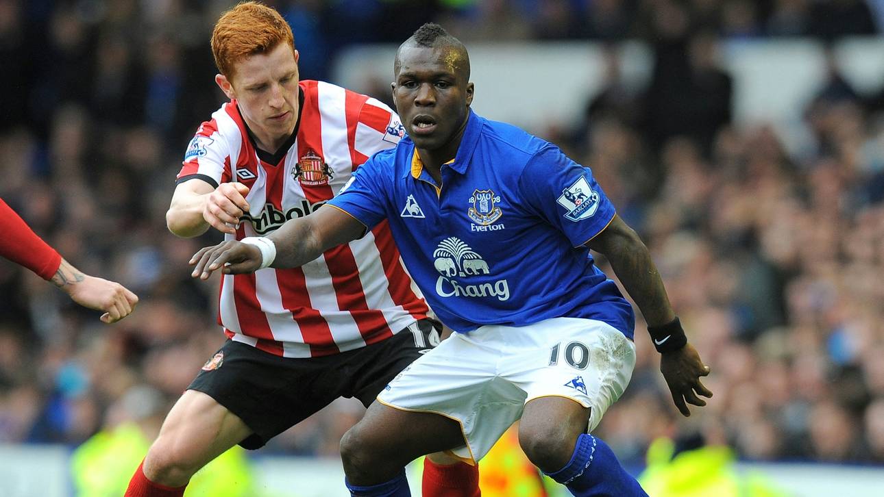 Drenthe im April 2012 im Everton-Trikot