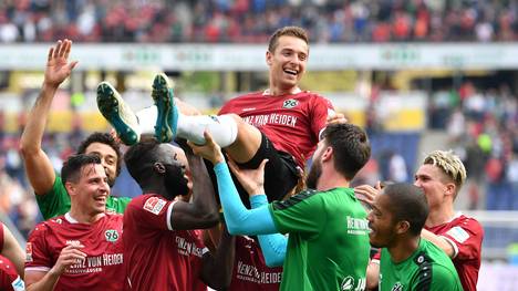 Hannover 96 v VfB Stuttgart - Second Bundesliga