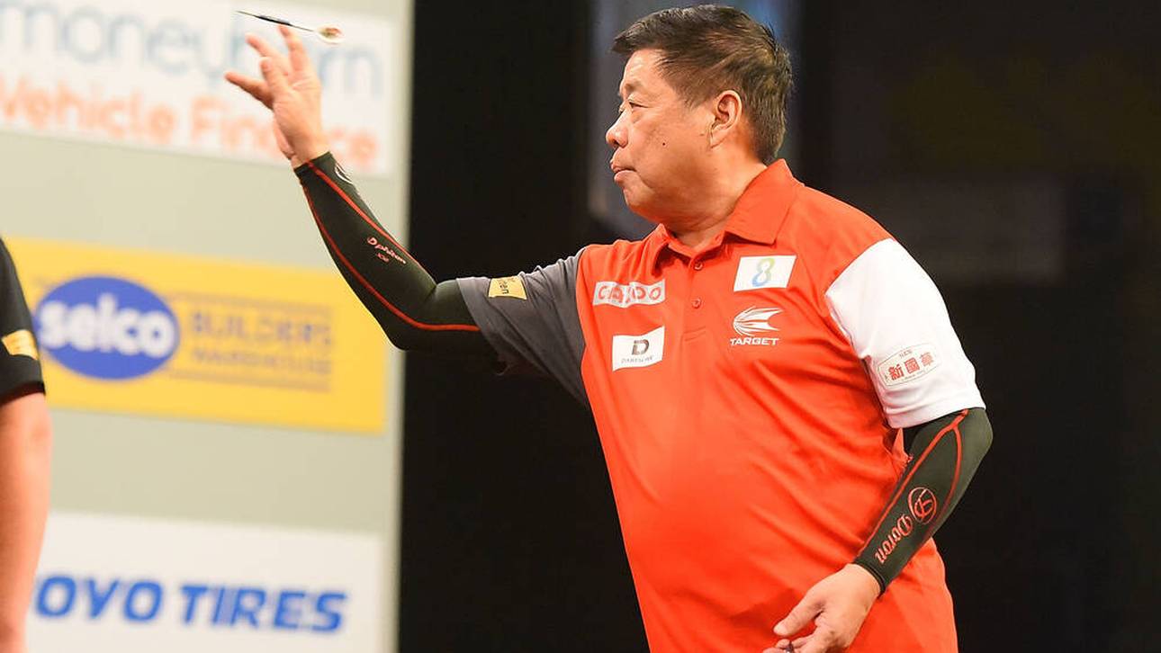 Darts-Legende siegt mit fast 70