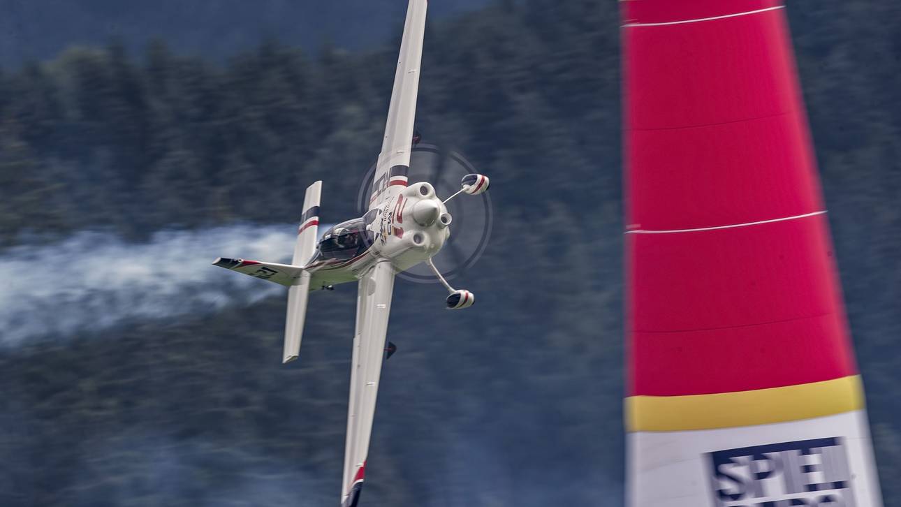 Red-Bull-Air-Race: Dolderer zockt