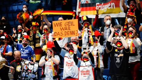 Freude bei den deutschen Handball-Fans nach der im Corona-Chaos nicht unbedingt zu erwartenden EM-Gala des DHB-Teams gegen Polen  