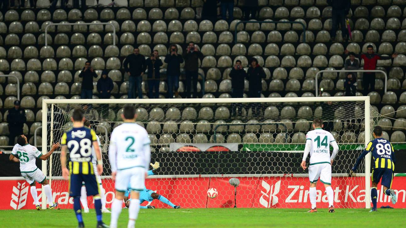 Slapstick-Elfer: Zaza in Zeitlupe