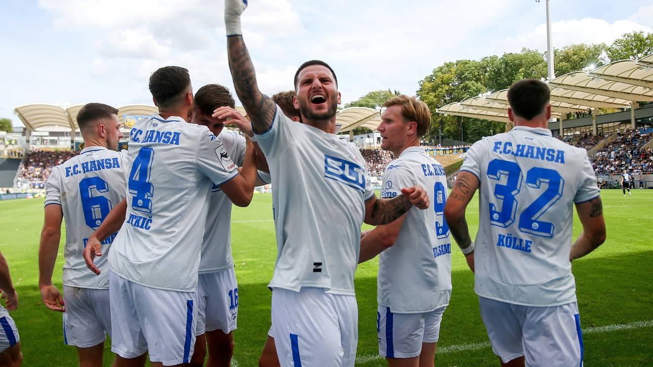 Rostock gewinnt torreiches Topspiel