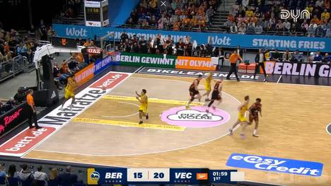 Die BBL-Highlights der Basketball-Partie ALBA BERLIN - RASTA Vechta im Video. 