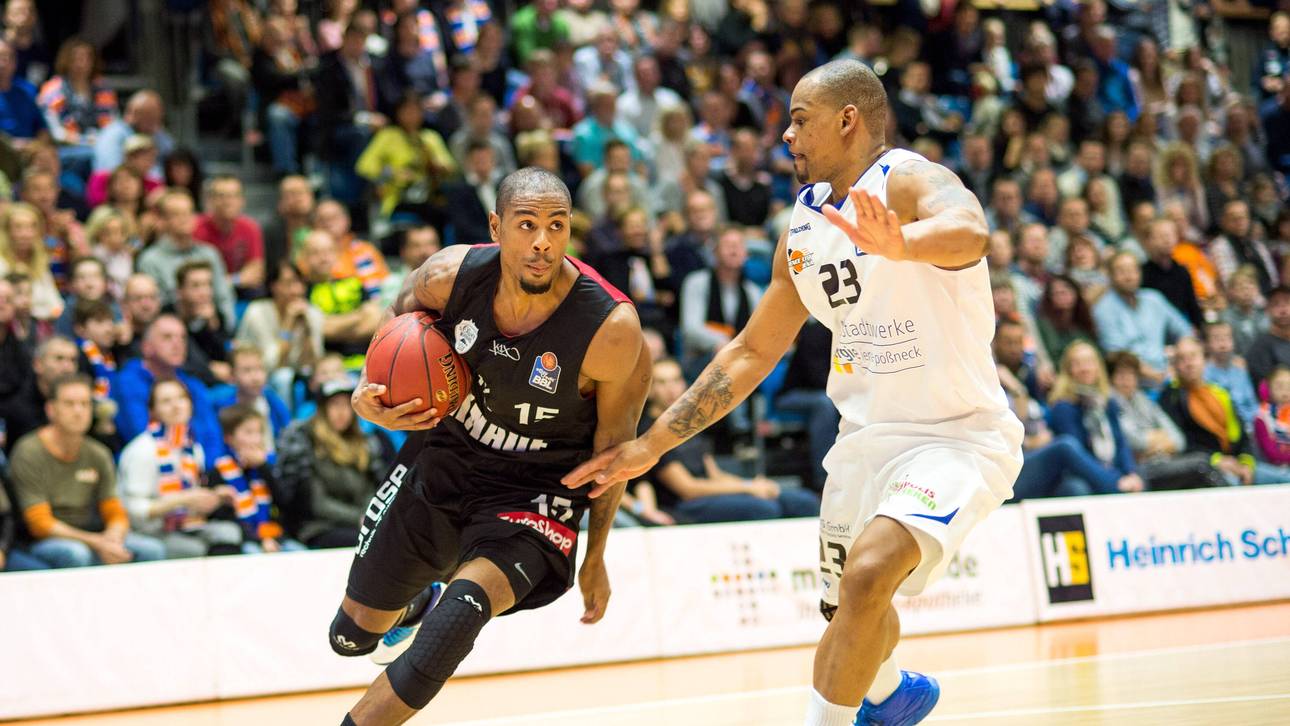 Science City siegt im Abstiegsduell