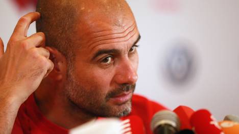 Pep Guardiola muss mit den Bayern in Darmstadt ran