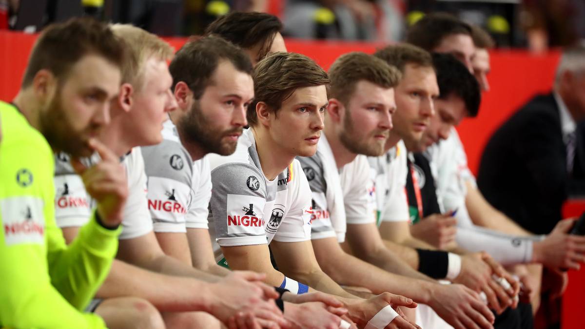 PLATZ 27 - Spanien besiegelt im Januar das deutsche EM-Aus. Beim Showdown um den Einzug ins Halbfinale der EM in Kroatien verliert das DHB-Team als Titelverteidiger klar gegen Spanien und scheitert damit krachend bei der Medaillenmission