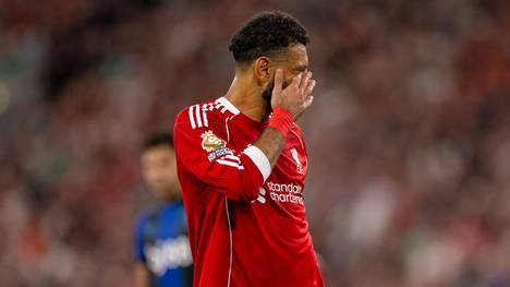 Liverpools Trainer Arne Slot äußert sich über die Fan-Choreografie für den verstorbenen Diogo Jota beim Saisonauftakt gegen Bournemouth, die auch Teamkollege Mohamed Salah sichtlich bewegte.