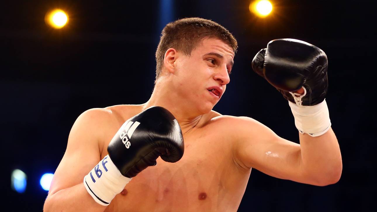 Punktsieg! Zeuge bleibt Weltmeister