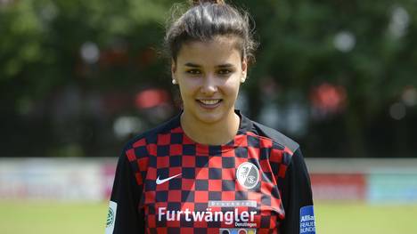 Cinzia Zehnder bleibt beim SC Freiburg