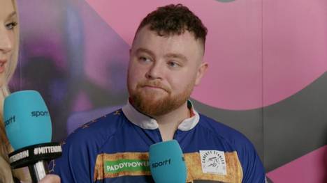 Josh Rock spricht nach seinem Sieg über Callan Ryzd mit SPORT1 über die schwere Zeit, in der sich Gegner Rydz aktuell befindet und findet bewegende Worte.