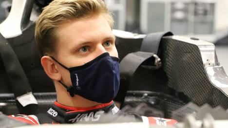 Mick Schumacher kann als Erster den neuen Haas testen