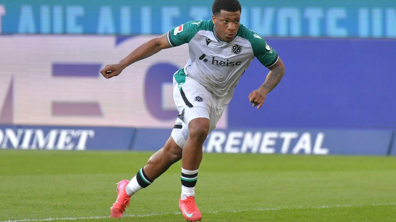 Beinbruch: Hannovers Ngankam fällt lange aus