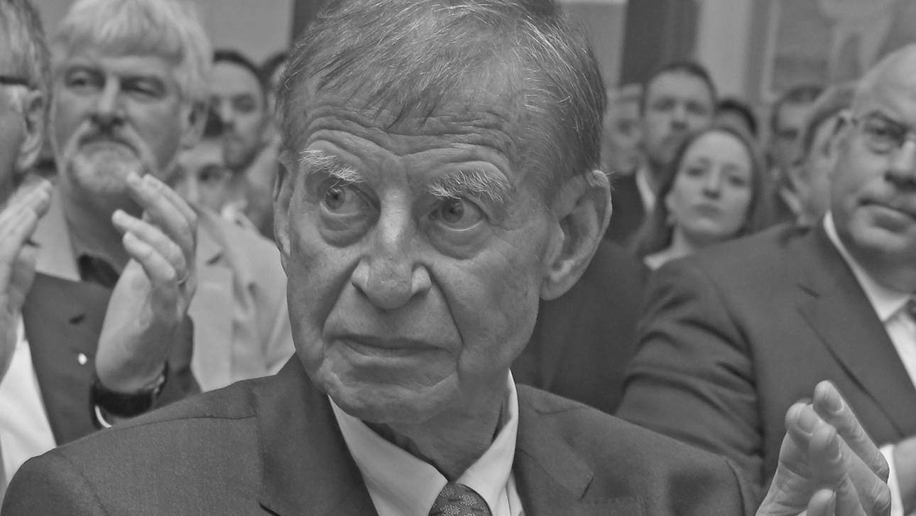 Trauer um Moderator Zimmer