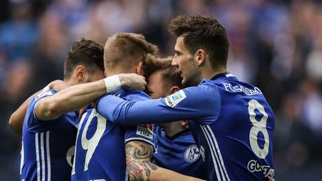 Schalkes Team jubelt nach Treffer
